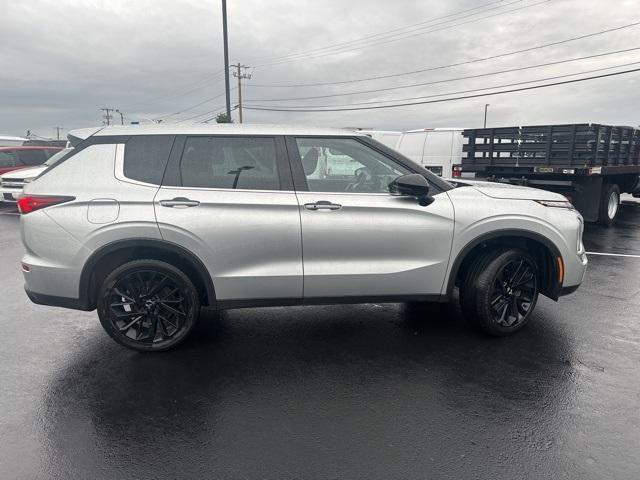 used 2023 Mitsubishi Outlander car, priced at $24,985