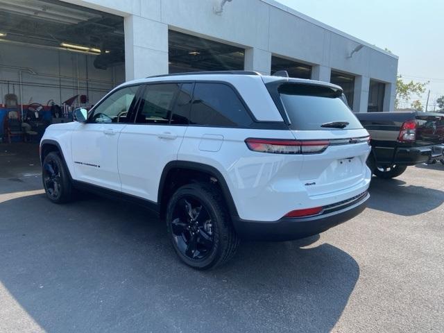 new 2024 Jeep Grand Cherokee car, priced at $43,361