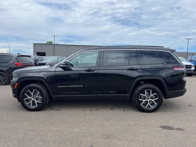 new 2024 Jeep Grand Cherokee L car, priced at $45,770