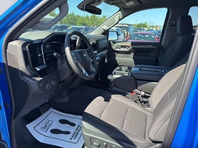 new 2025 Chevrolet Silverado 1500 car, priced at $46,706