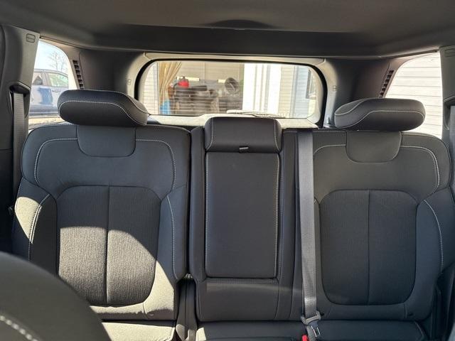 new 2025 Jeep Grand Cherokee car, priced at $40,926