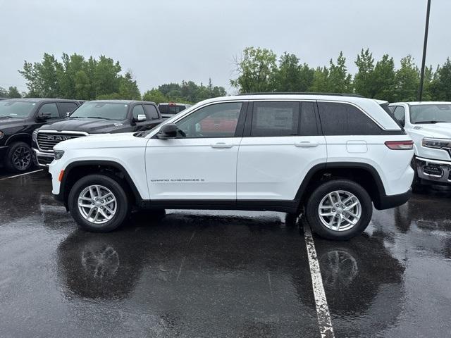 new 2025 Jeep Grand Cherokee car, priced at $43,575