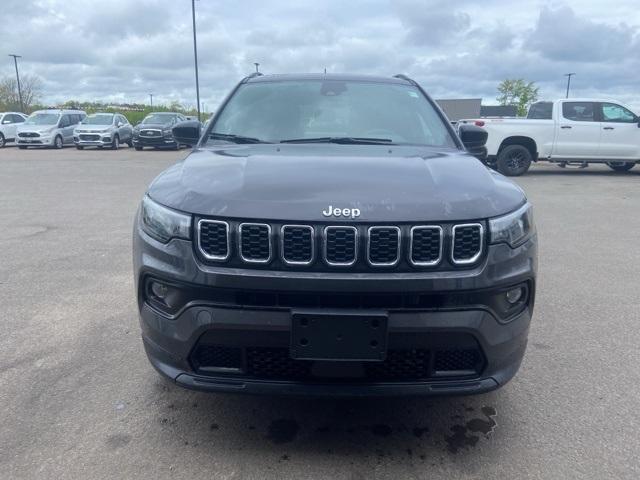 new 2024 Jeep Compass car, priced at $29,992