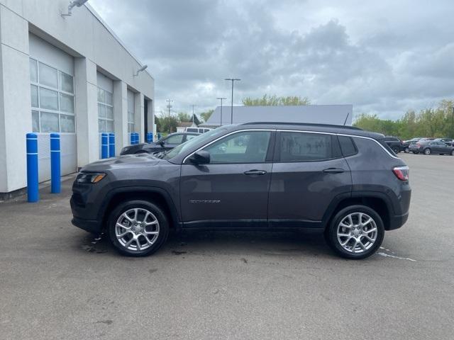 new 2024 Jeep Compass car, priced at $29,992