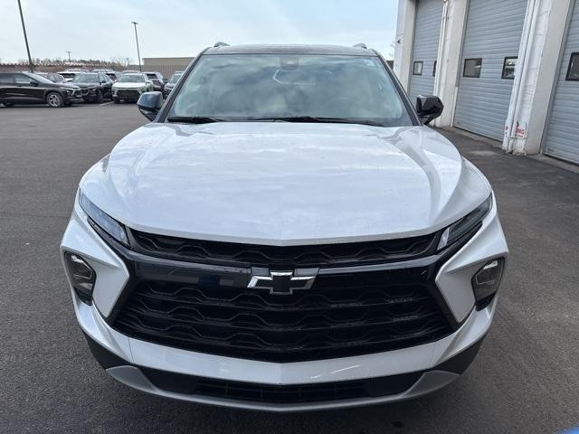 new 2025 Chevrolet Blazer car, priced at $39,335