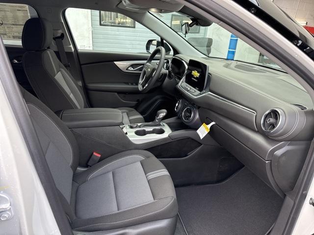 new 2025 Chevrolet Blazer car, priced at $39,335