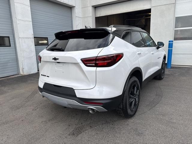 new 2025 Chevrolet Blazer car, priced at $39,335