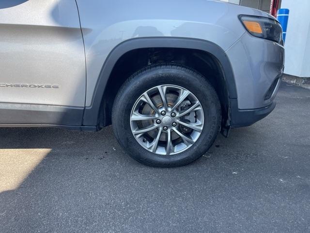 used 2019 Jeep Cherokee car, priced at $15,777