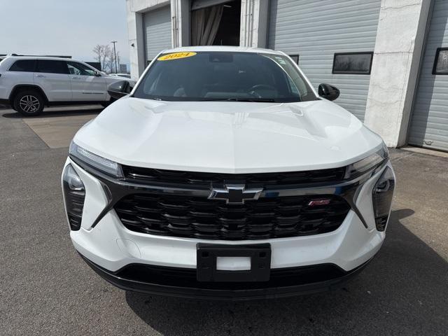 used 2024 Chevrolet Trax car, priced at $22,785