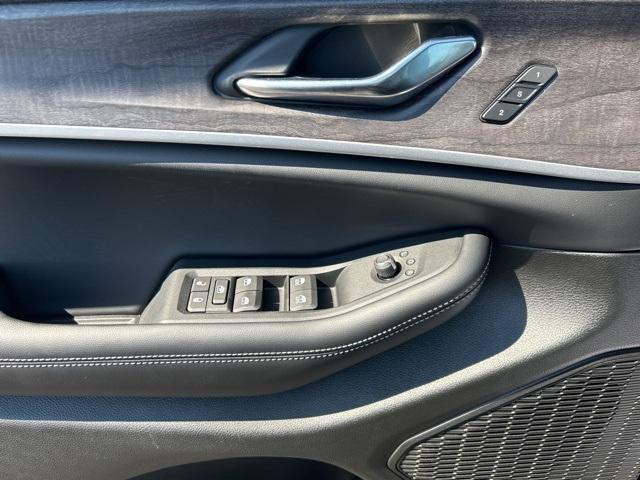 new 2025 Jeep Grand Cherokee L car, priced at $51,011