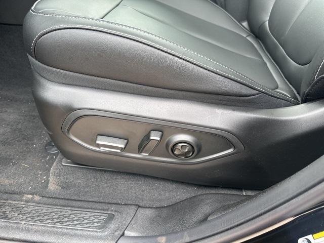 new 2025 Jeep Grand Cherokee L car, priced at $48,287