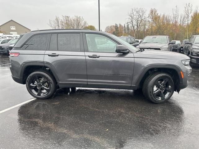 new 2025 Jeep Grand Cherokee car, priced at $45,836