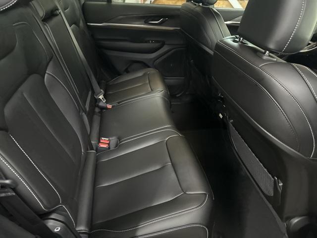 new 2025 Jeep Grand Cherokee car, priced at $45,836