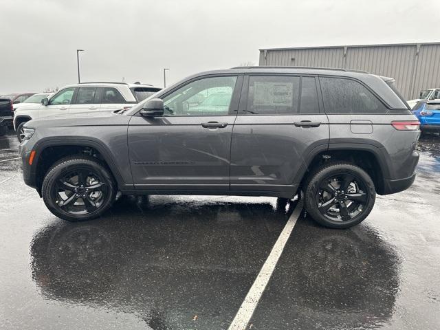 new 2025 Jeep Grand Cherokee car, priced at $45,836