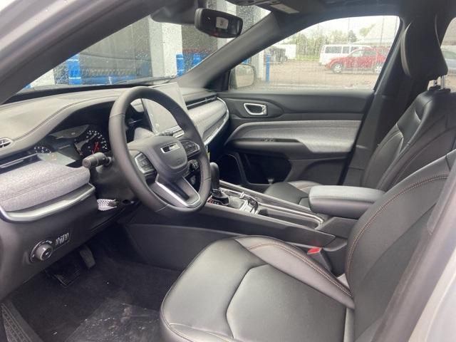 new 2024 Jeep Compass car, priced at $31,992