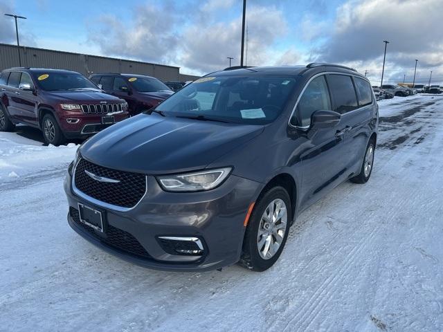 used 2021 Chrysler Pacifica car, priced at $22,499