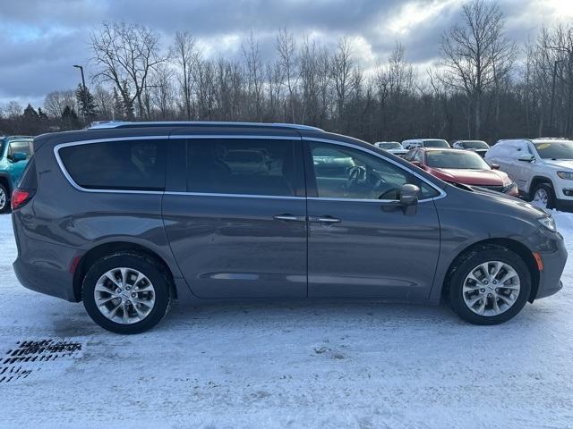 used 2021 Chrysler Pacifica car, priced at $22,499