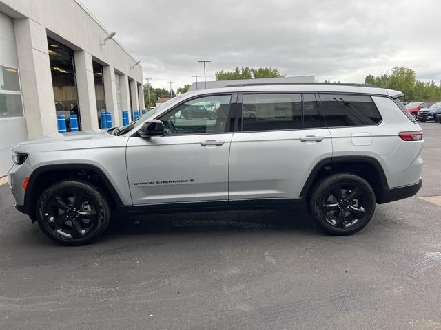 new 2024 Jeep Grand Cherokee L car, priced at $51,174