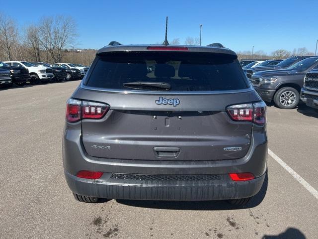 new 2024 Jeep Compass car, priced at $29,992