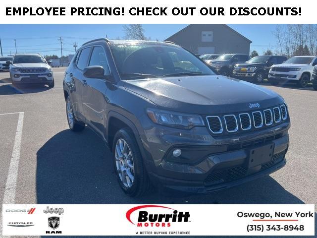 new 2024 Jeep Compass car, priced at $29,992