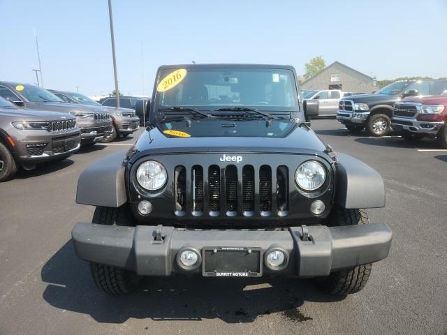 used 2016 Jeep Wrangler Unlimited car, priced at $18,499