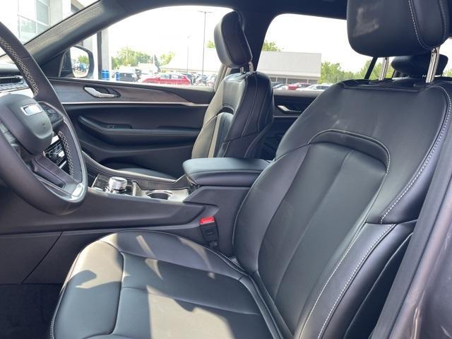 new 2025 Jeep Grand Cherokee L car, priced at $46,995