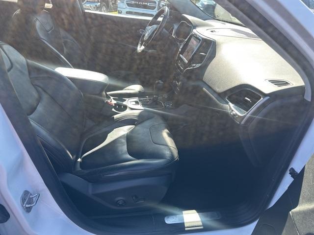 used 2020 Jeep Cherokee car, priced at $17,999