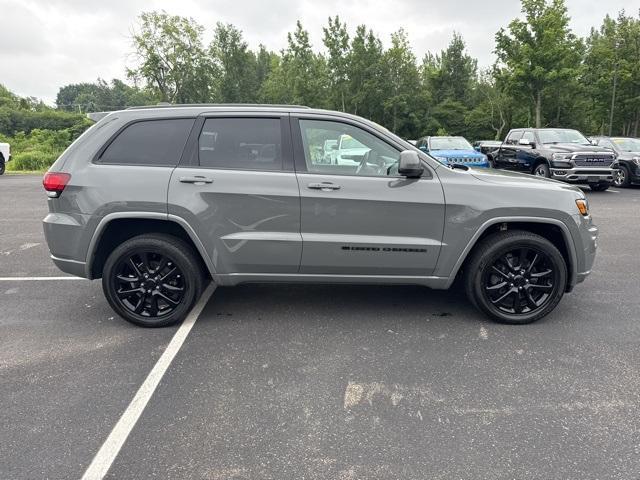 used 2022 Jeep Grand Cherokee WK car, priced at $29,488