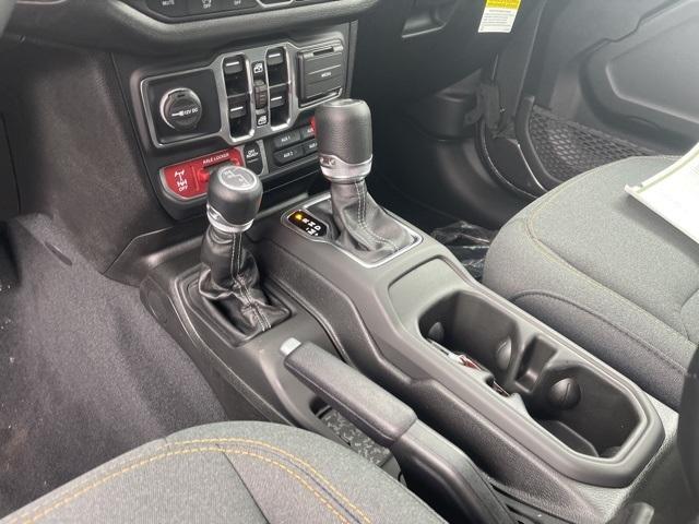new 2025 Jeep Wrangler car, priced at $52,580