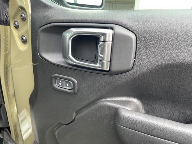 new 2026 Jeep Wrangler car, priced at $47,434