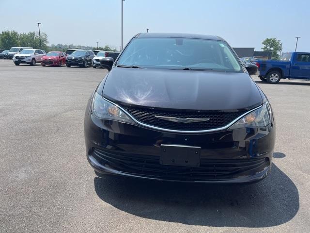 used 2017 Chrysler Pacifica car, priced at $13,999
