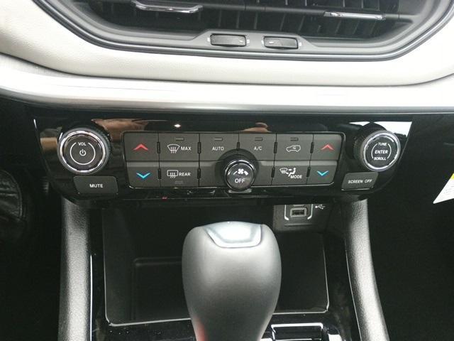 new 2025 Jeep Compass car, priced at $32,113