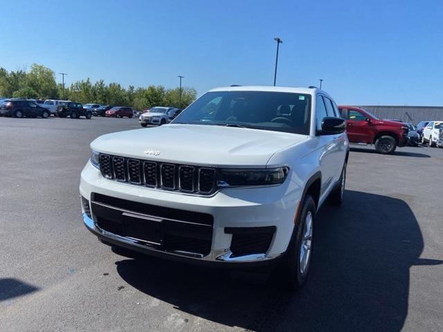 new 2024 Jeep Grand Cherokee L car, priced at $41,263