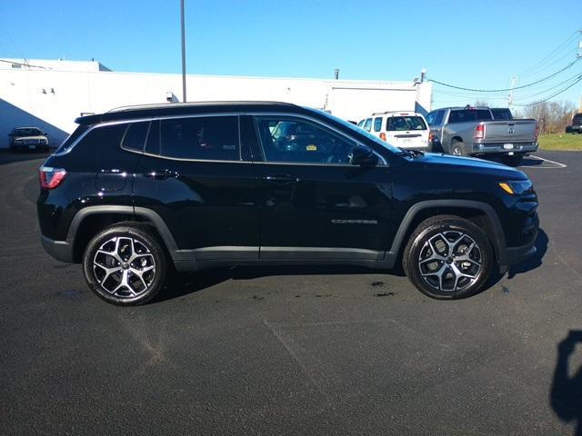 new 2025 Jeep Compass car, priced at $33,435