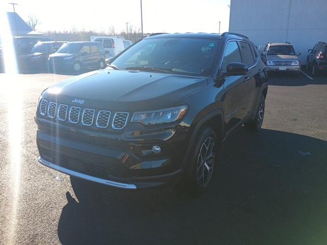 new 2025 Jeep Compass car, priced at $33,435