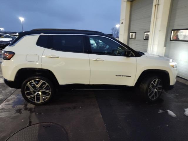 new 2025 Jeep Compass car, priced at $35,515