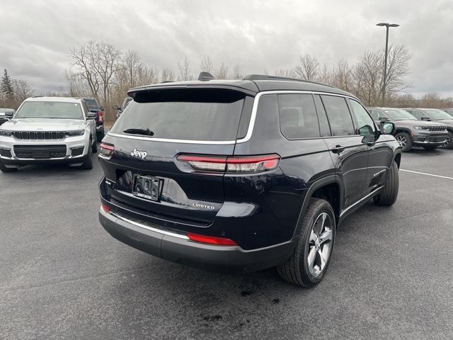 new 2024 Jeep Grand Cherokee L car, priced at $45,442