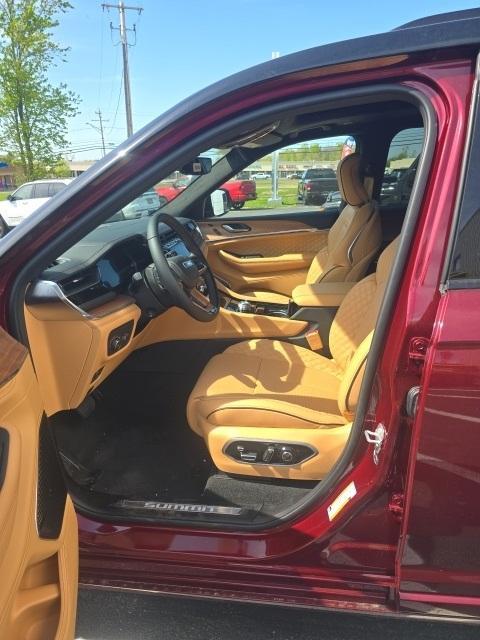 new 2025 Jeep Grand Cherokee L car, priced at $64,745