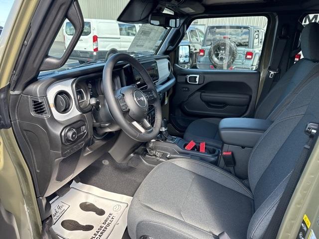 new 2025 Jeep Wrangler car, priced at $51,870