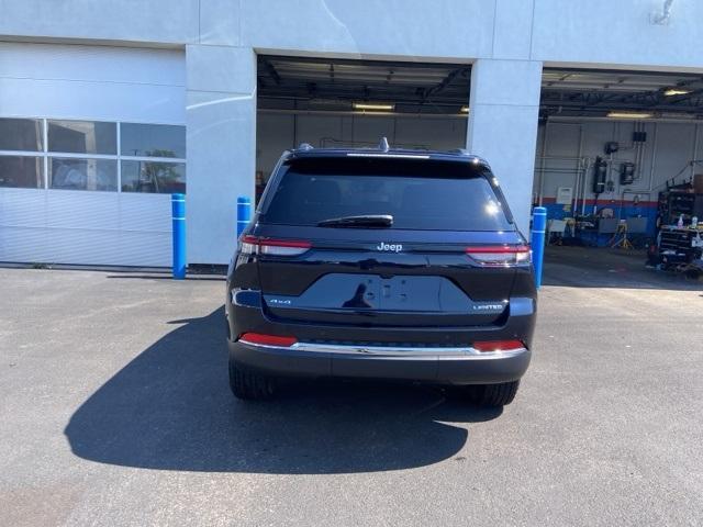 new 2024 Jeep Grand Cherokee car, priced at $43,986