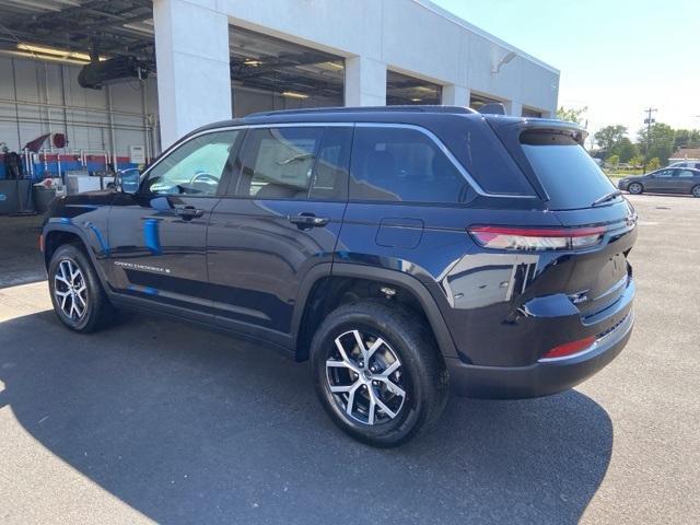 new 2024 Jeep Grand Cherokee car, priced at $43,986