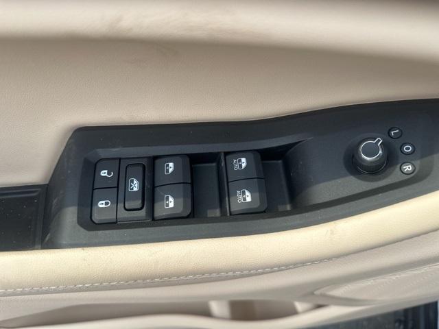 new 2025 Jeep Grand Cherokee L car, priced at $51,012