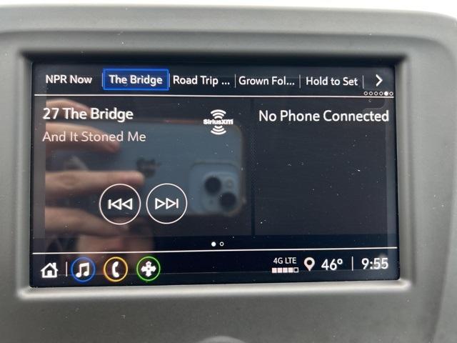 used 2023 Chevrolet Equinox car, priced at $22,185