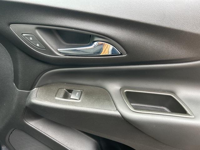 used 2023 Chevrolet Equinox car, priced at $22,185