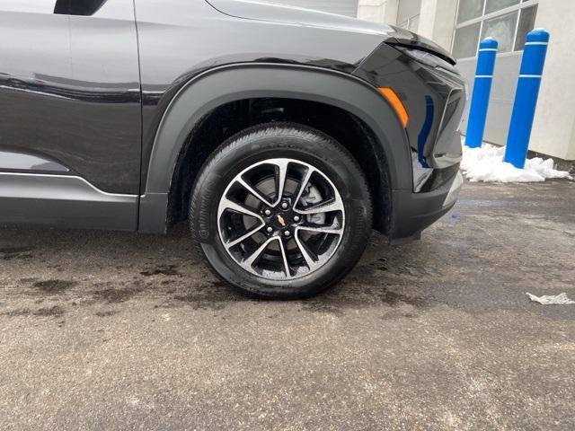 new 2025 Chevrolet TrailBlazer car, priced at $28,541