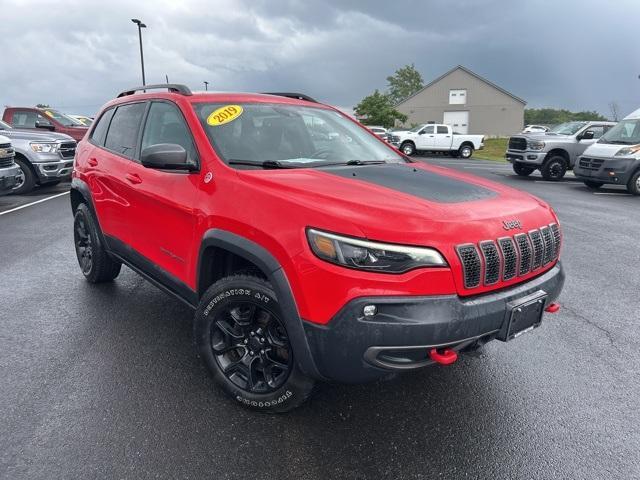 used 2019 Jeep Cherokee car, priced at $19,777