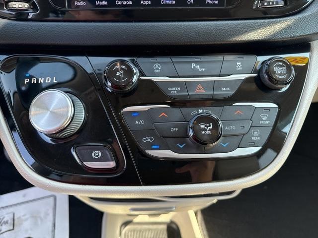 used 2017 Chrysler Pacifica car, priced at $15,585