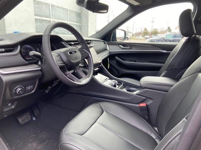 new 2024 Jeep Grand Cherokee L car, priced at $44,994