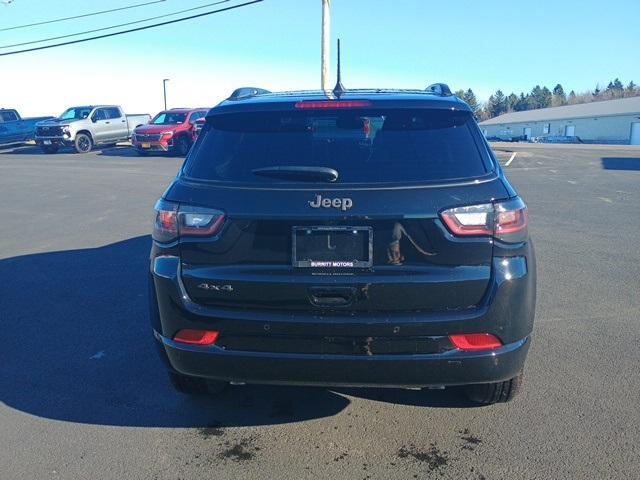 new 2025 Jeep Compass car, priced at $38,805