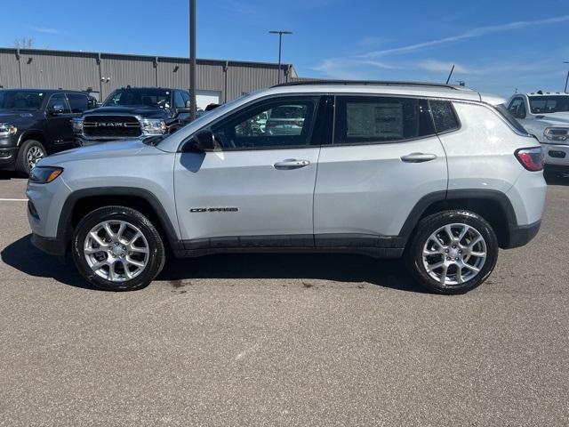 new 2024 Jeep Compass car, priced at $29,992